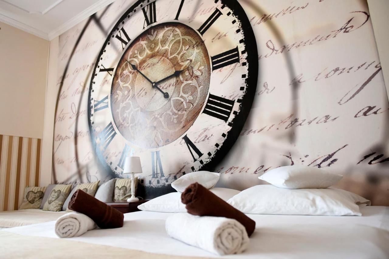 Apartament City, Clock Krosno Buitenkant foto