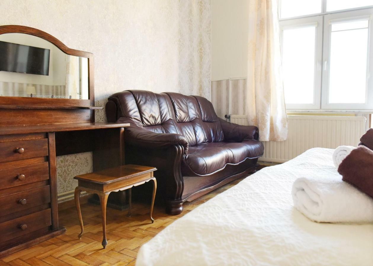 Apartament City, Clock Krosno Buitenkant foto